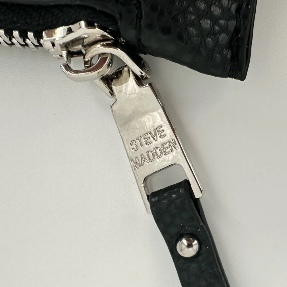 Steve Madden nwot zip
